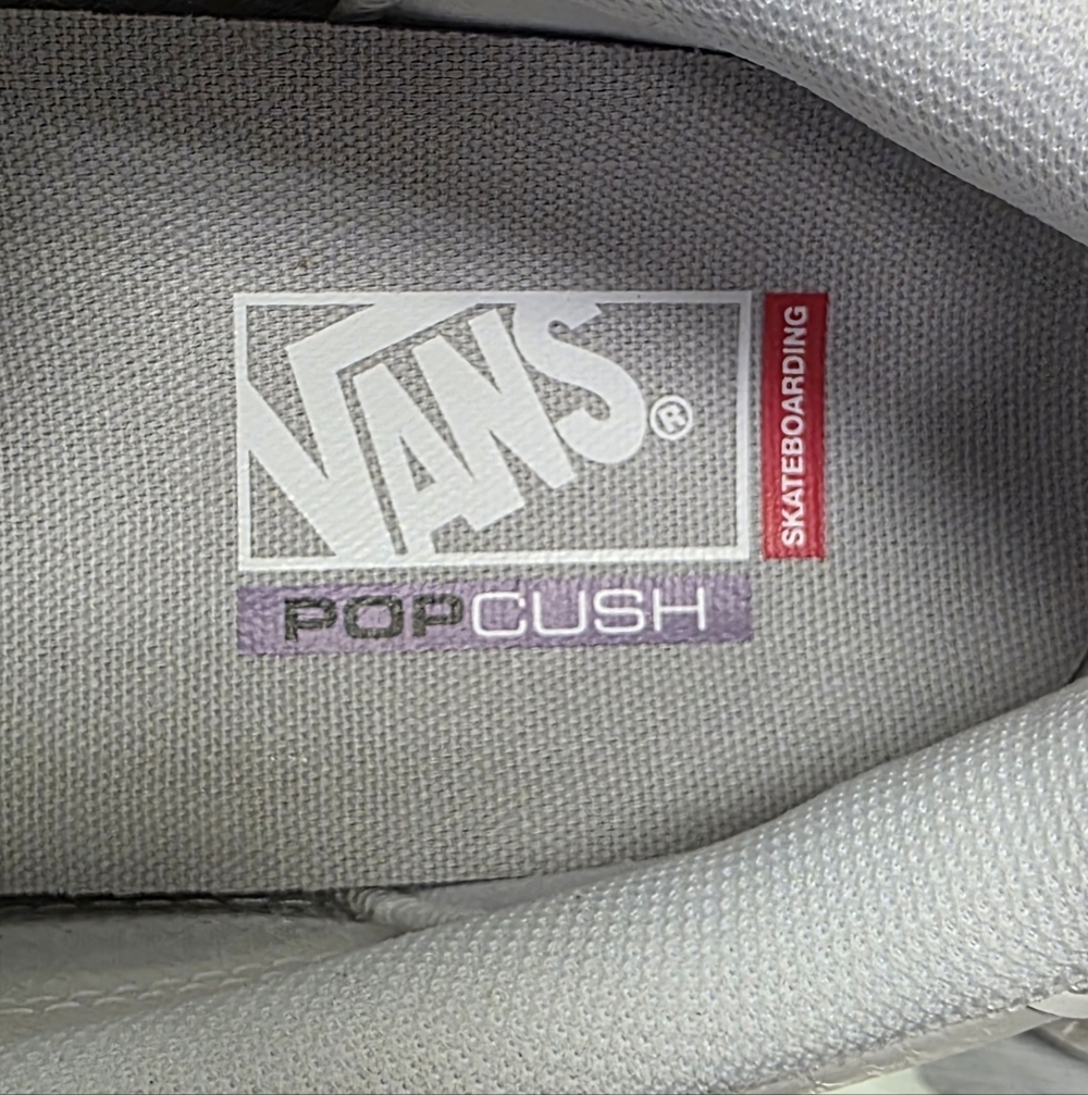 Vans Skate 2 Wayvee Triple White Sneakers Men’s 10.5 / Women’s 12 New - Picture 4 of 5